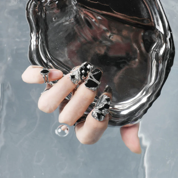 Black Nail Armor - Image 4