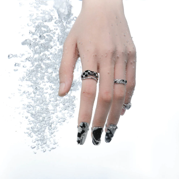 Black Nail Armor - Image 6